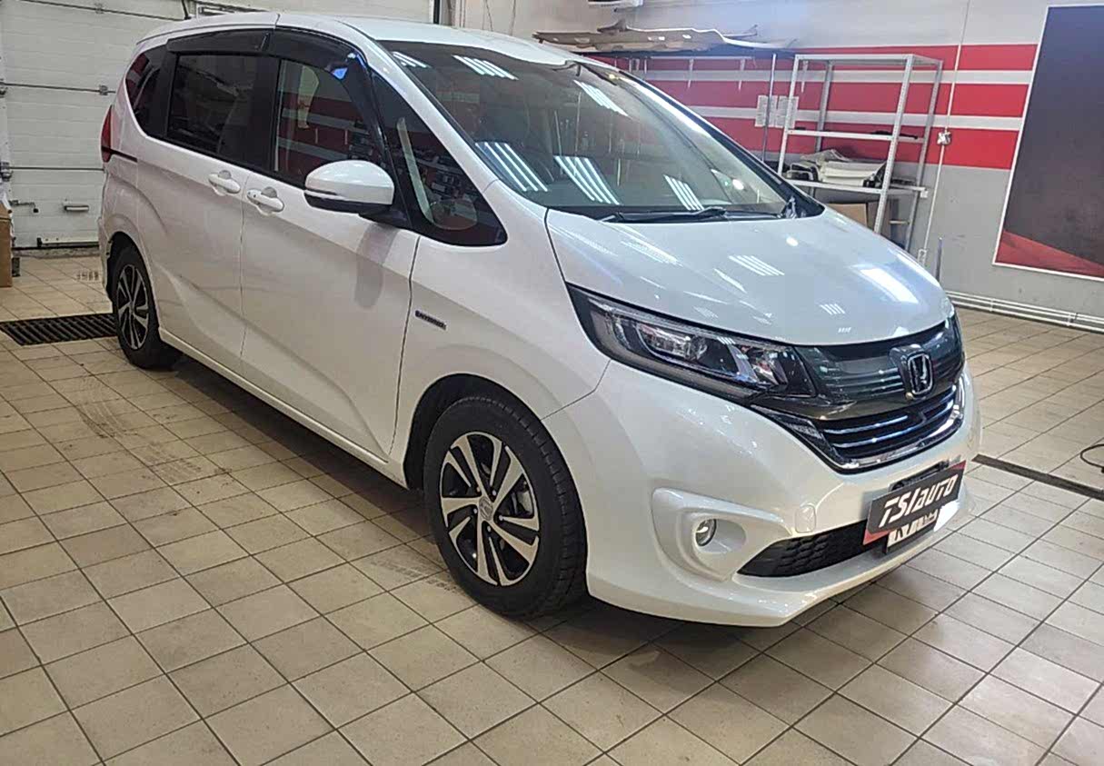 Шумоизоляция Honda Freed в Астане в пакете Элит Премиум Шумоизоляция Honda Freed в Астане в пакете Элит Премиум